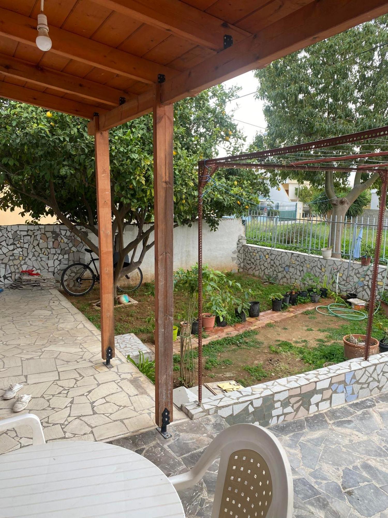 Ledjon Appartement *